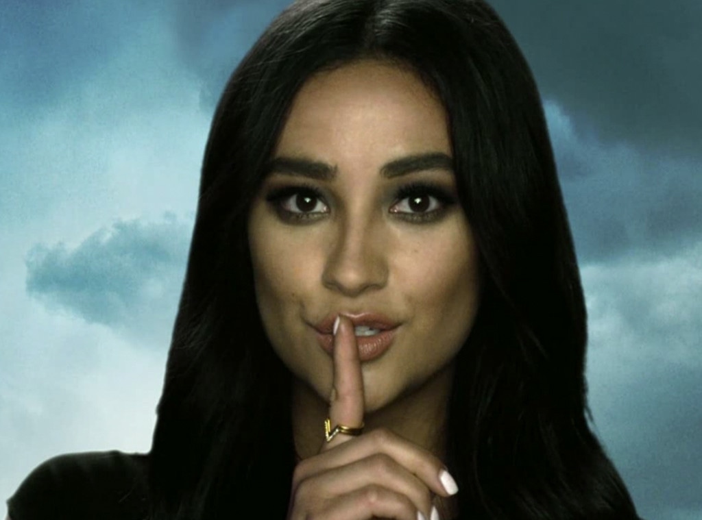 Will There Be a Pretty Little Liars Movie? Boss Says... - E! Online